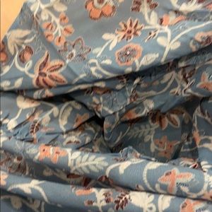 Meet your Posher, Della